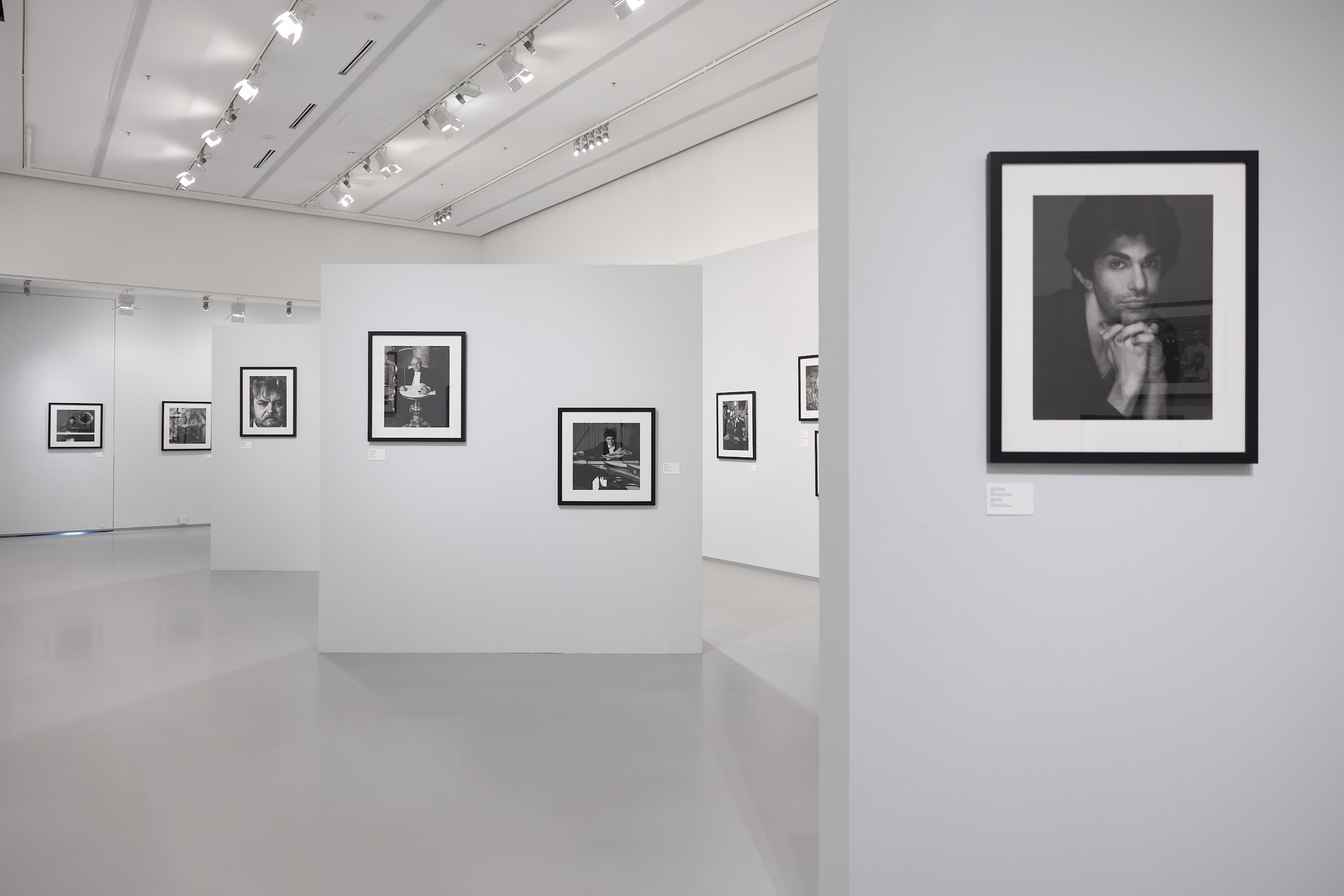 VALERY PLOTNIKOV “HEROES OF THEIR TIME” AT THE MULTIMEDIA ART MUSEUM MOSCOW
